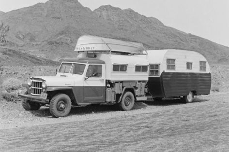 jeep-old-school-camping-1950-willys-camper-with-trailer